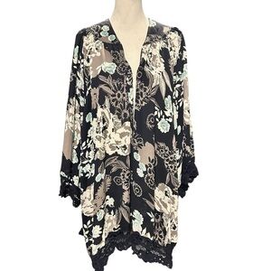 JODIFL Floral Lace Open Front Bohemian Kimono Duster Never Worn Size Medium EC